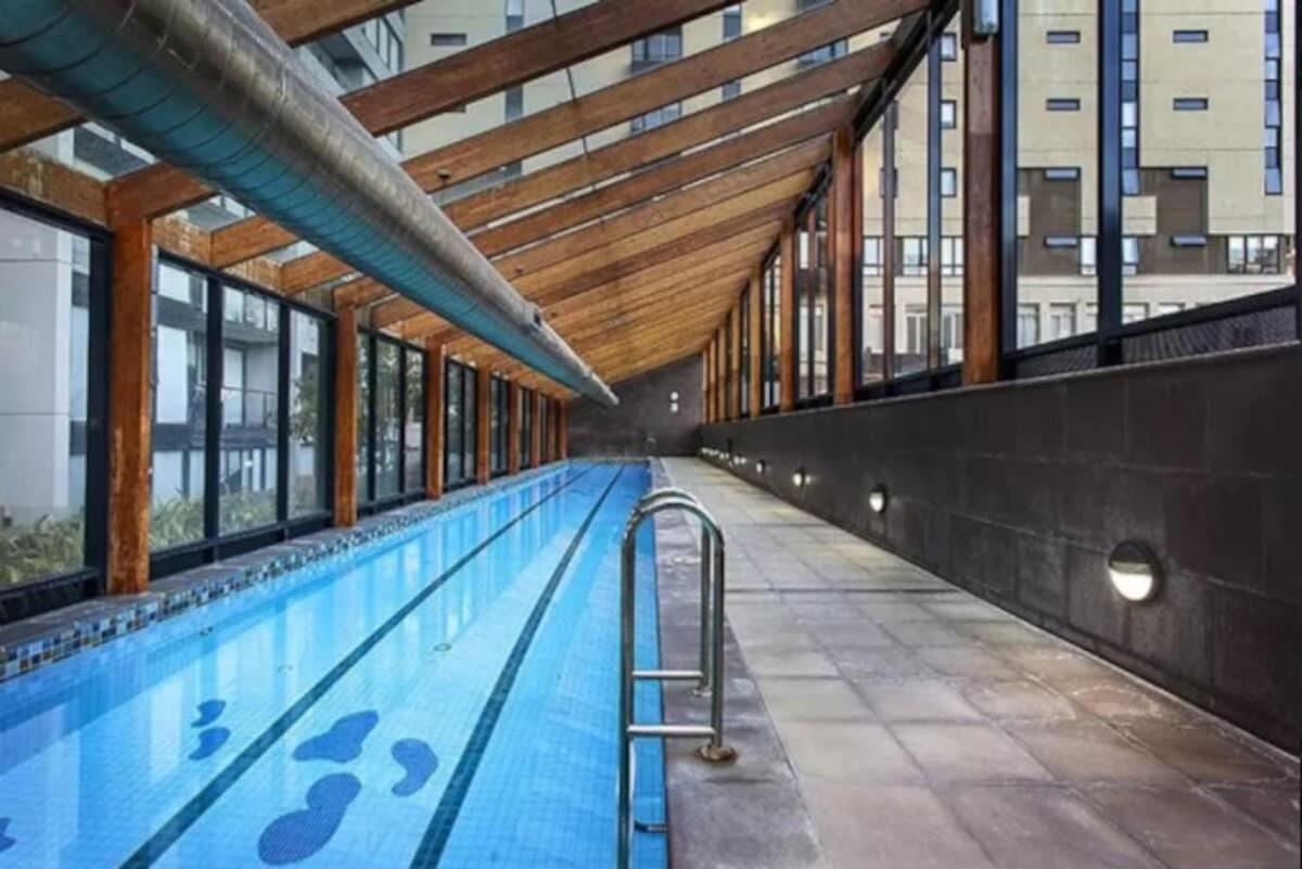 Penthouse Apartment In Melb Cbd Perfect Location ملبورن المظهر الخارجي الصورة