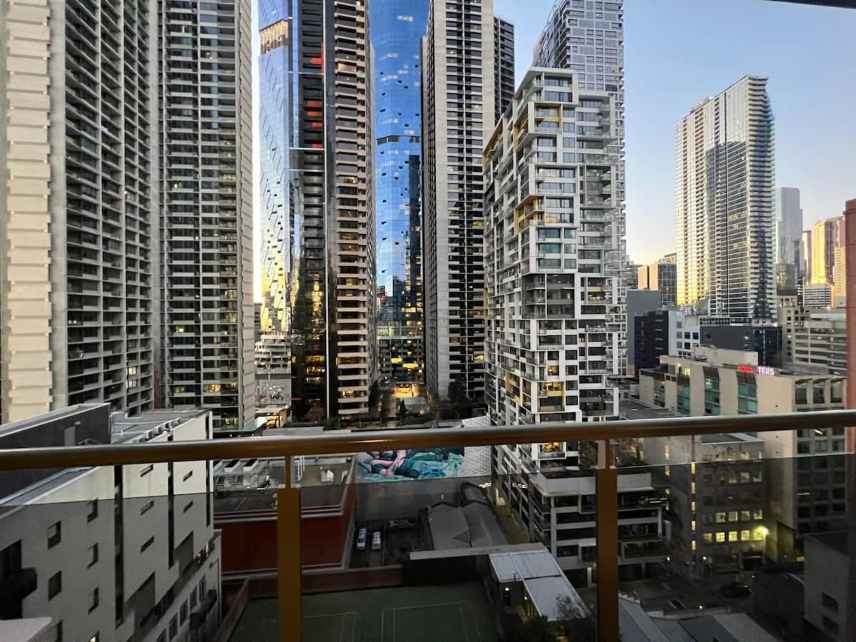 Penthouse Apartment In Melb Cbd Perfect Location ملبورن المظهر الخارجي الصورة